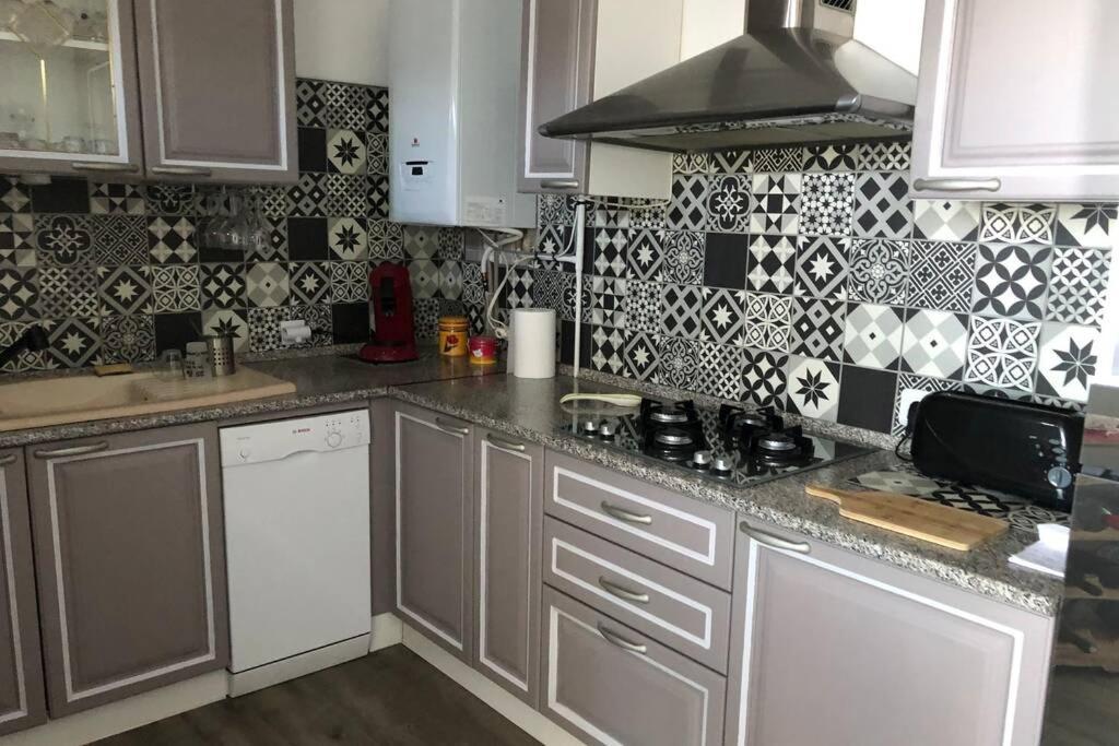 Appartement Vue Mer Avec Parking Gratuit Sur Place バスティア エクステリア 写真