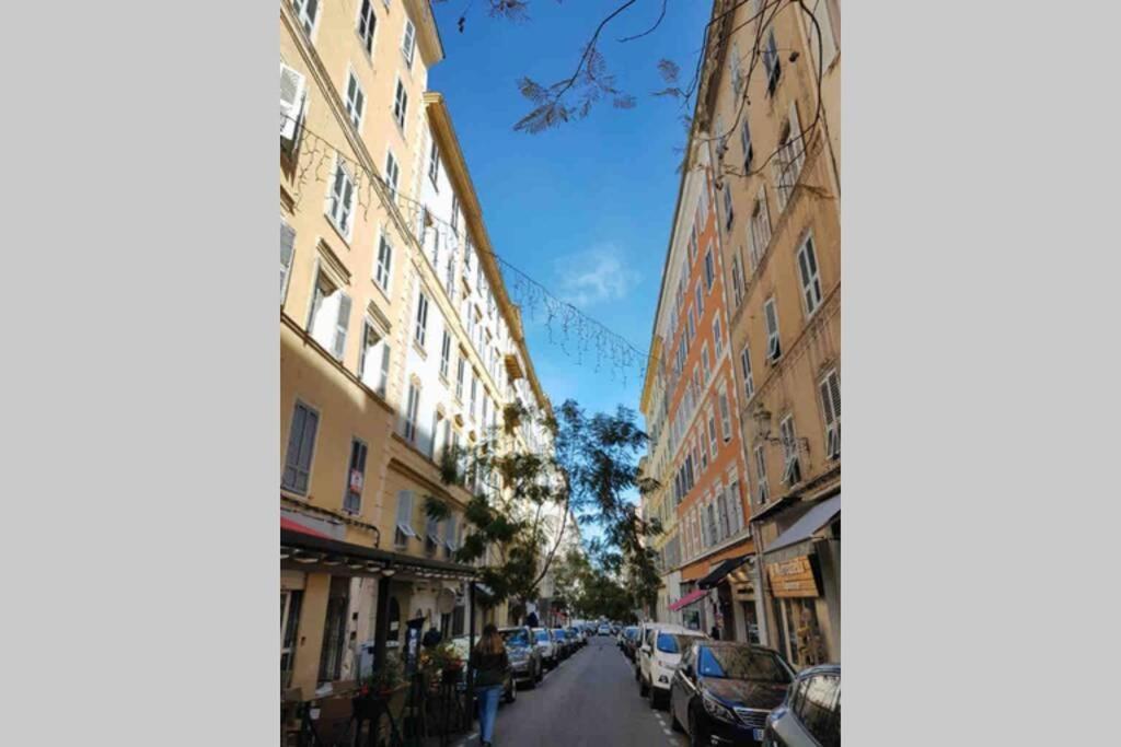 Appartement Vue Mer Avec Parking Gratuit Sur Place バスティア エクステリア 写真